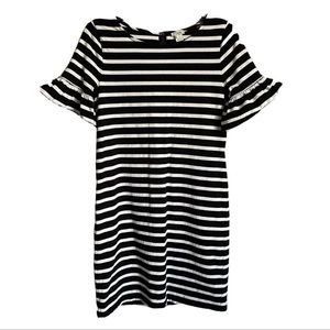 J. Crew Ruffle Bell Sleeve Shift Dress Stripe Black
White Size Small